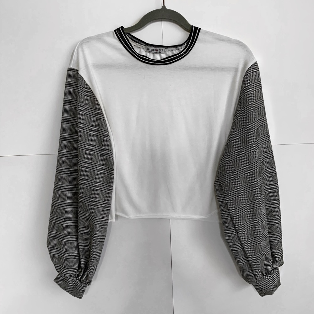 Black & White crop with Houndstooth plaid sleeves
